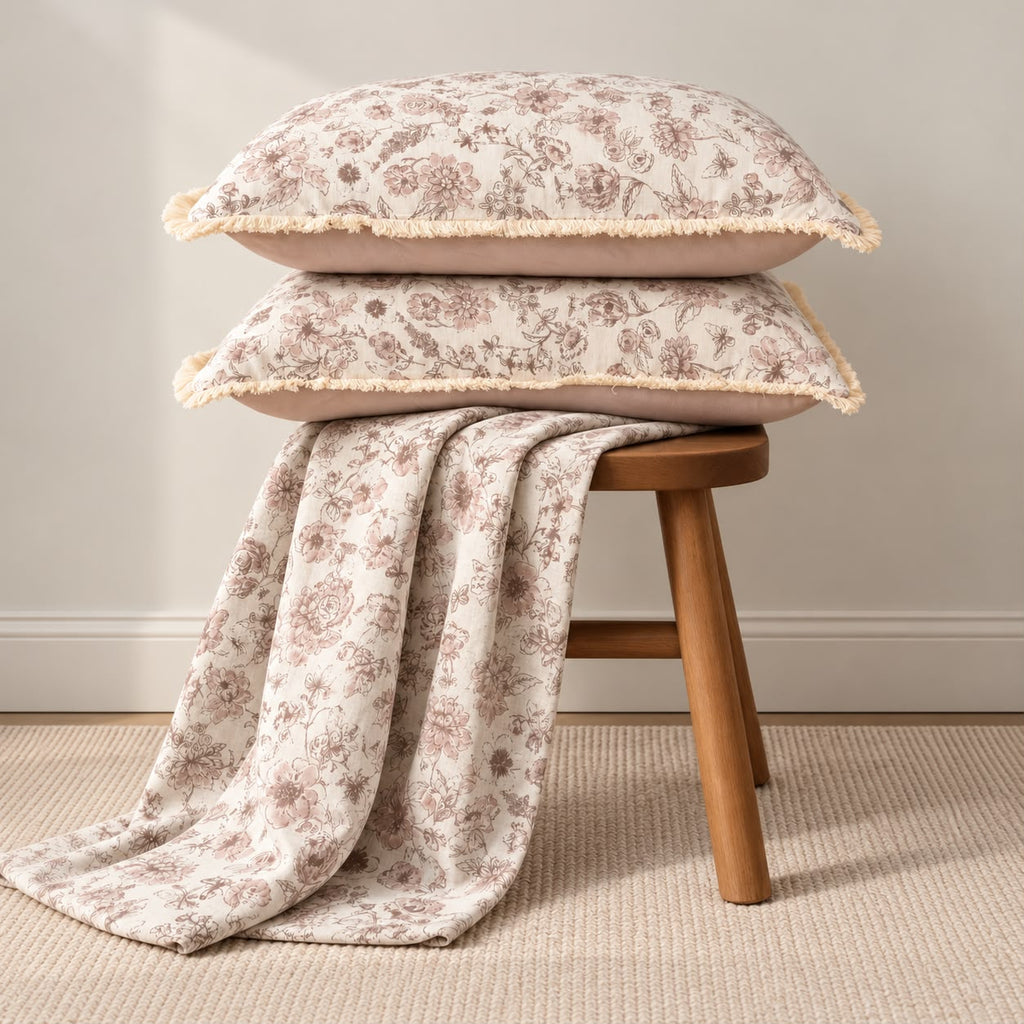 Vintage English Garden Floral Bedsheet Set with Elegant Lace Pillow Covers – 3 Pcs