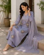 Falak 3-Piece Stitched Suit 🌺