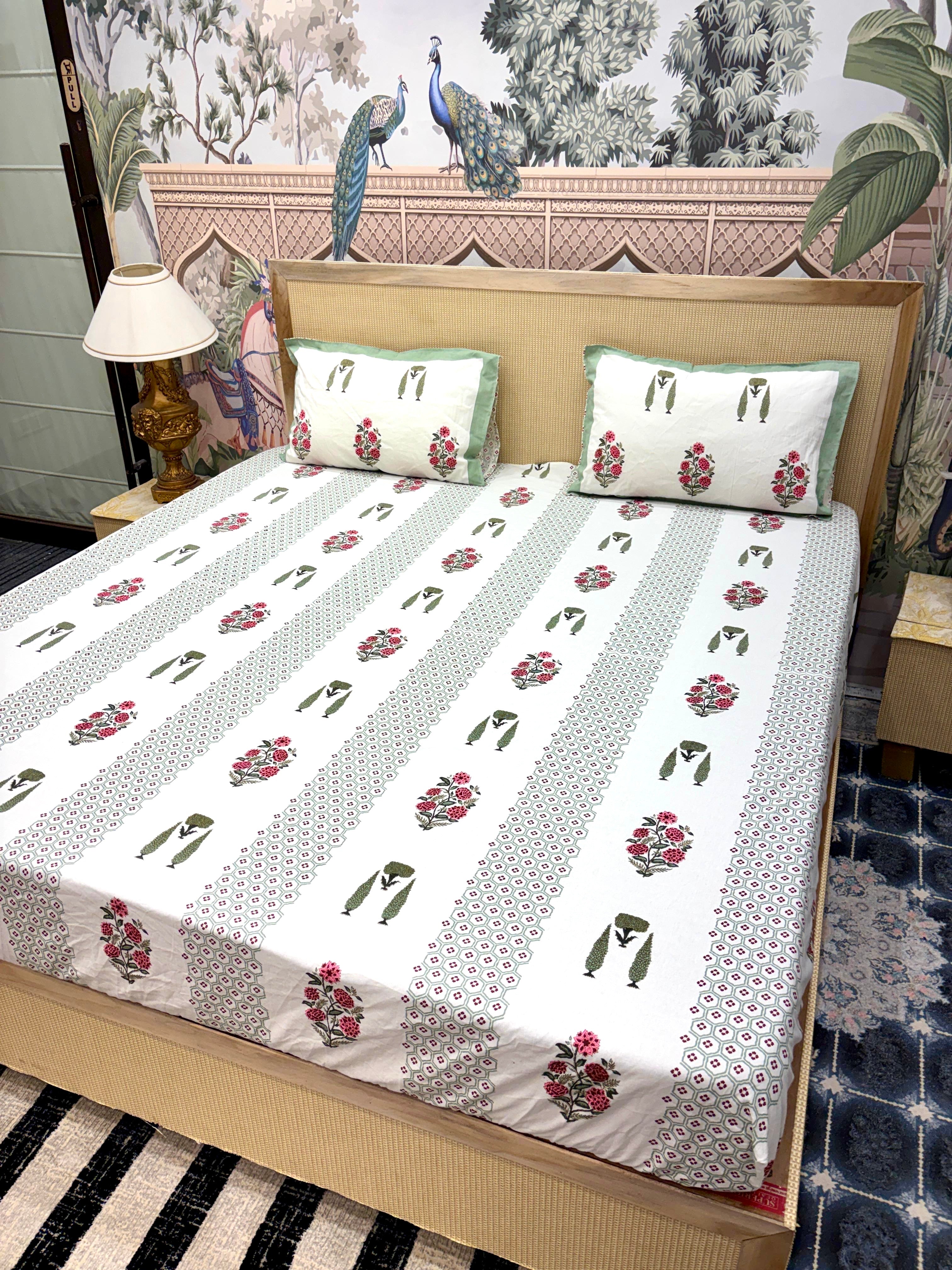 Block Prints Pure Cotton Printed Fitted Bedsheet Set with 2 Pillow Covers
