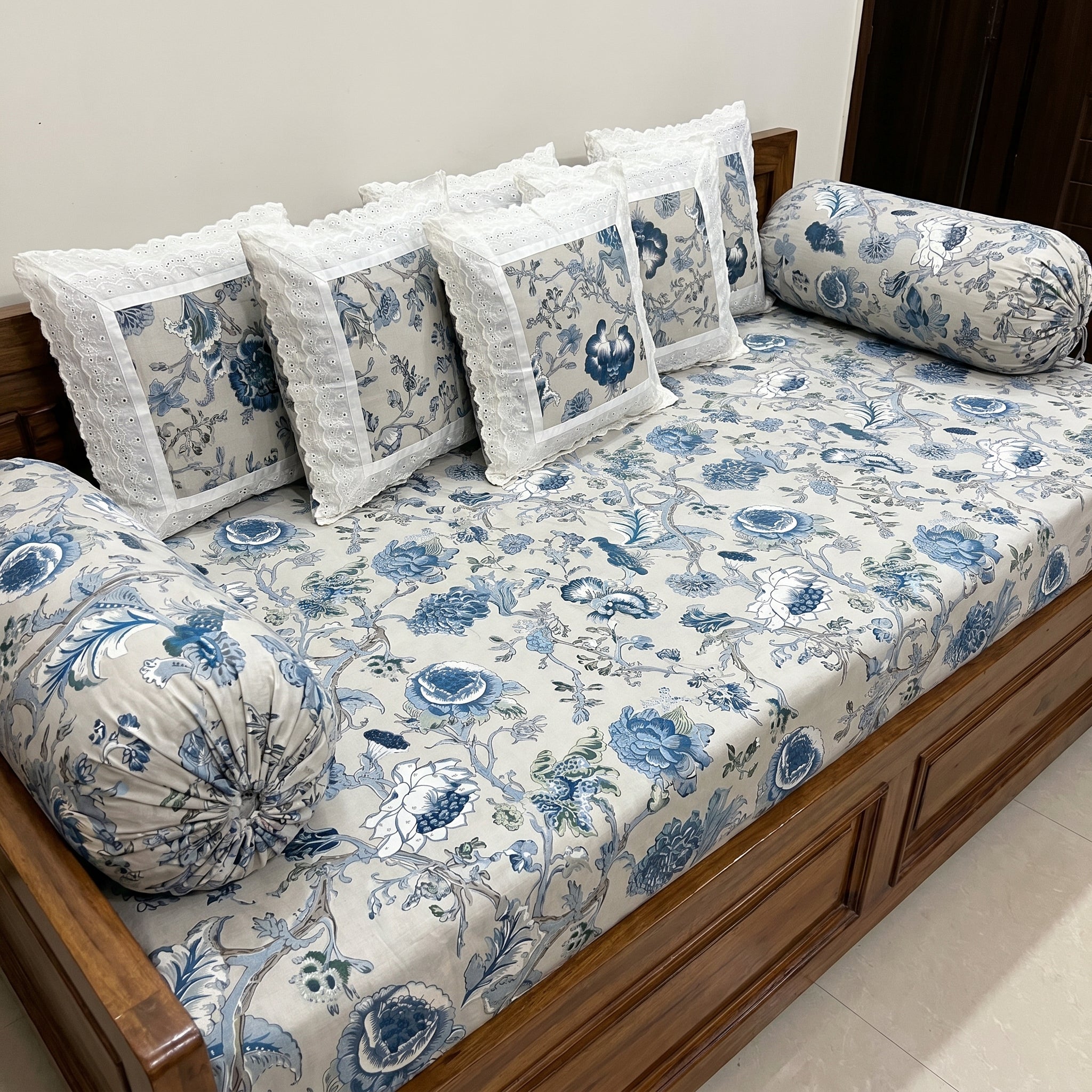 🌸 Elegant Floral Diwan Set – 8 Piece Collection
