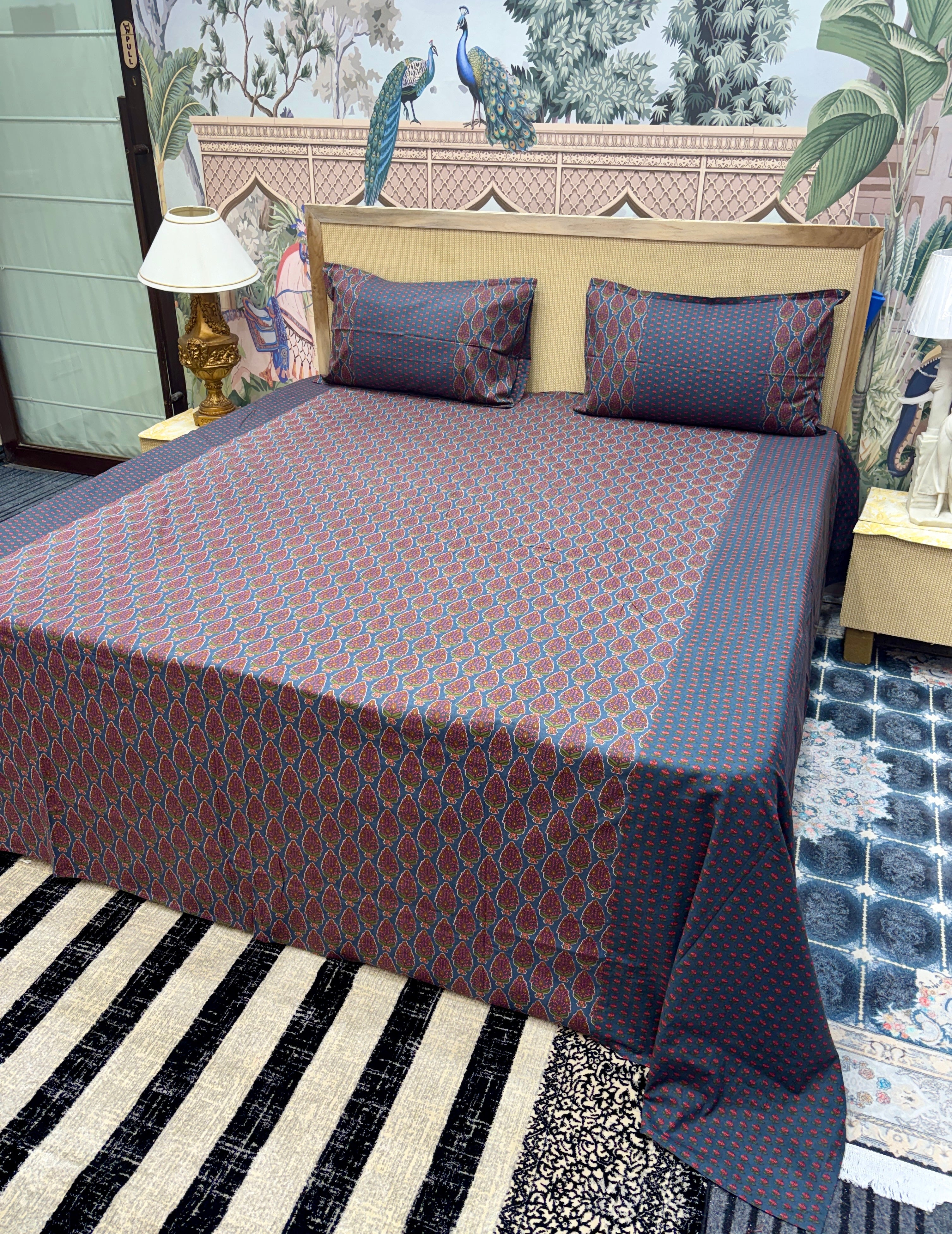Kolkatta Premium King Size Bedsheet – Dual Motif Prints (108 x 108 inches)