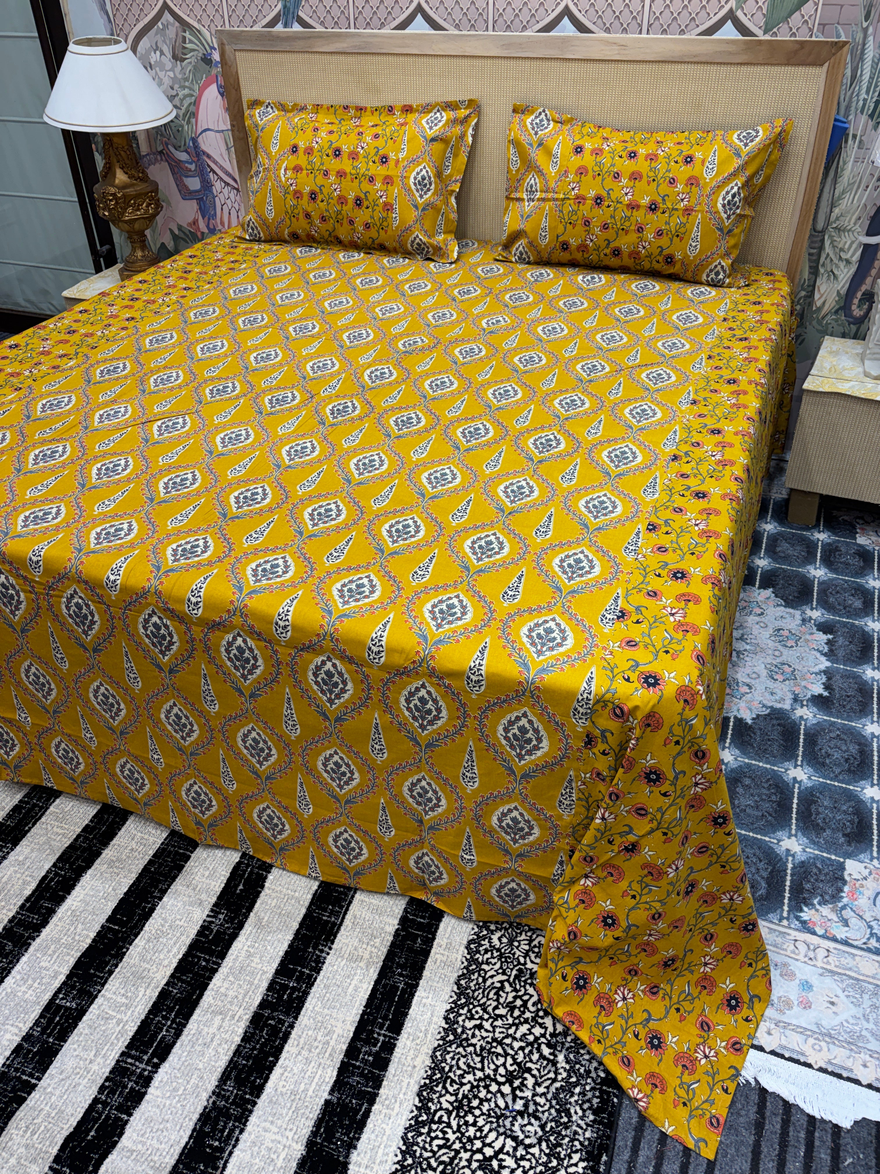 Kolkatta Premium King Size Bedsheet – Dual Motif Prints (108 x 108 inches)