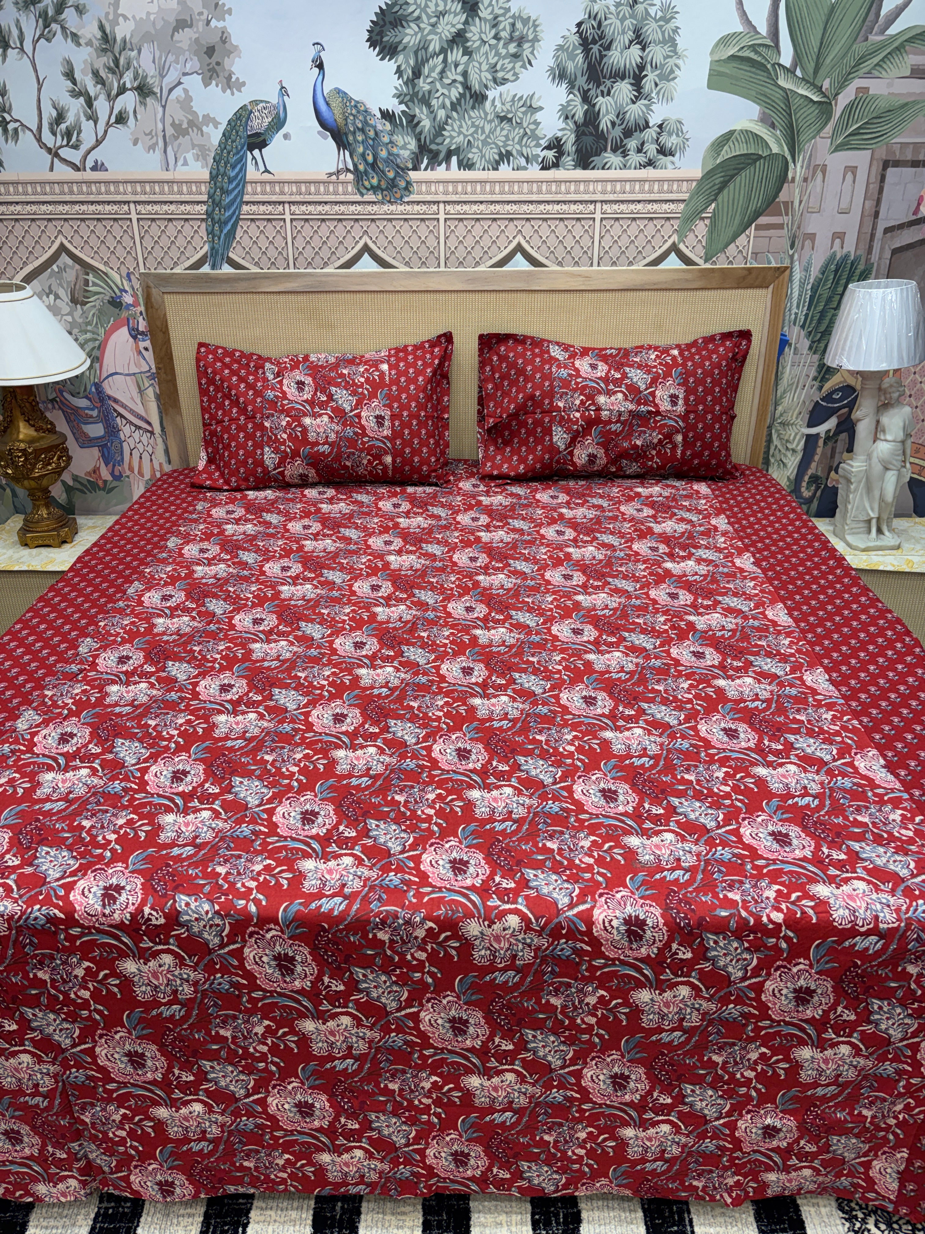 Kolkatta Premium King Size Bedsheet – Dual Motif Prints (108 x 108 inches)