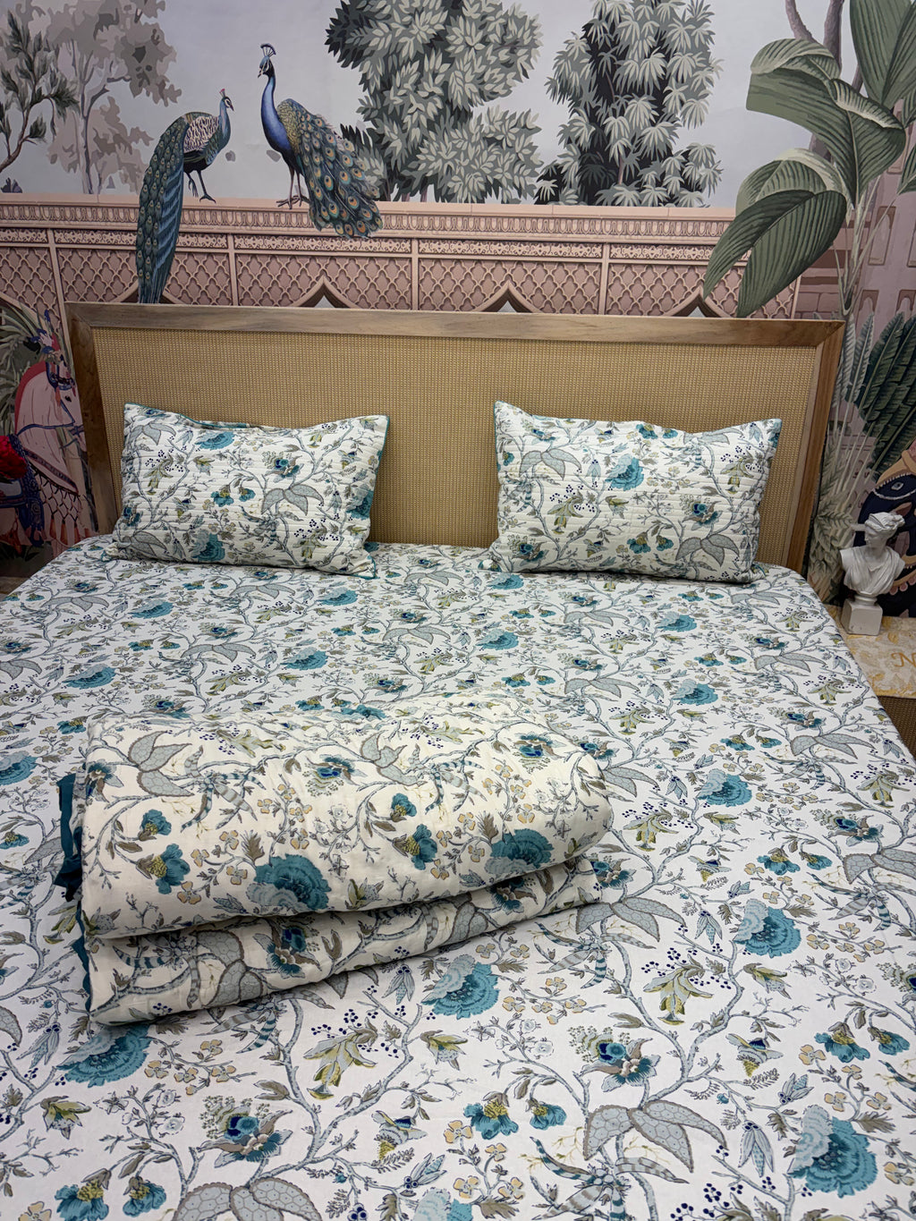 Summer 4 PC Mulmul Quilt Set