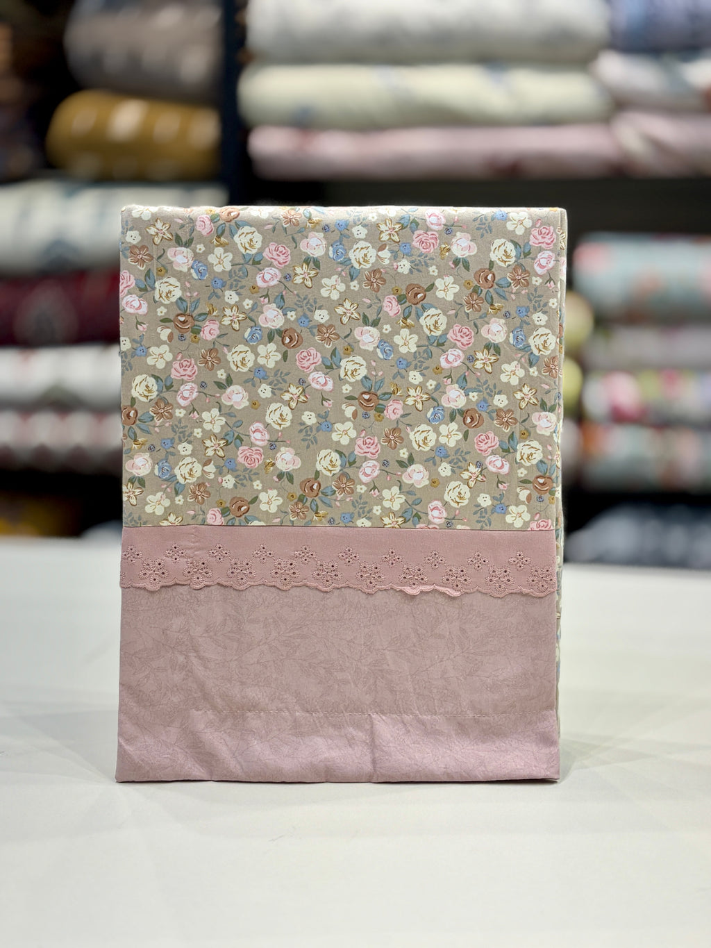 Fitted Bedsheet Pure Cotton with 2 Pillow Covers - 108 by 108 inch