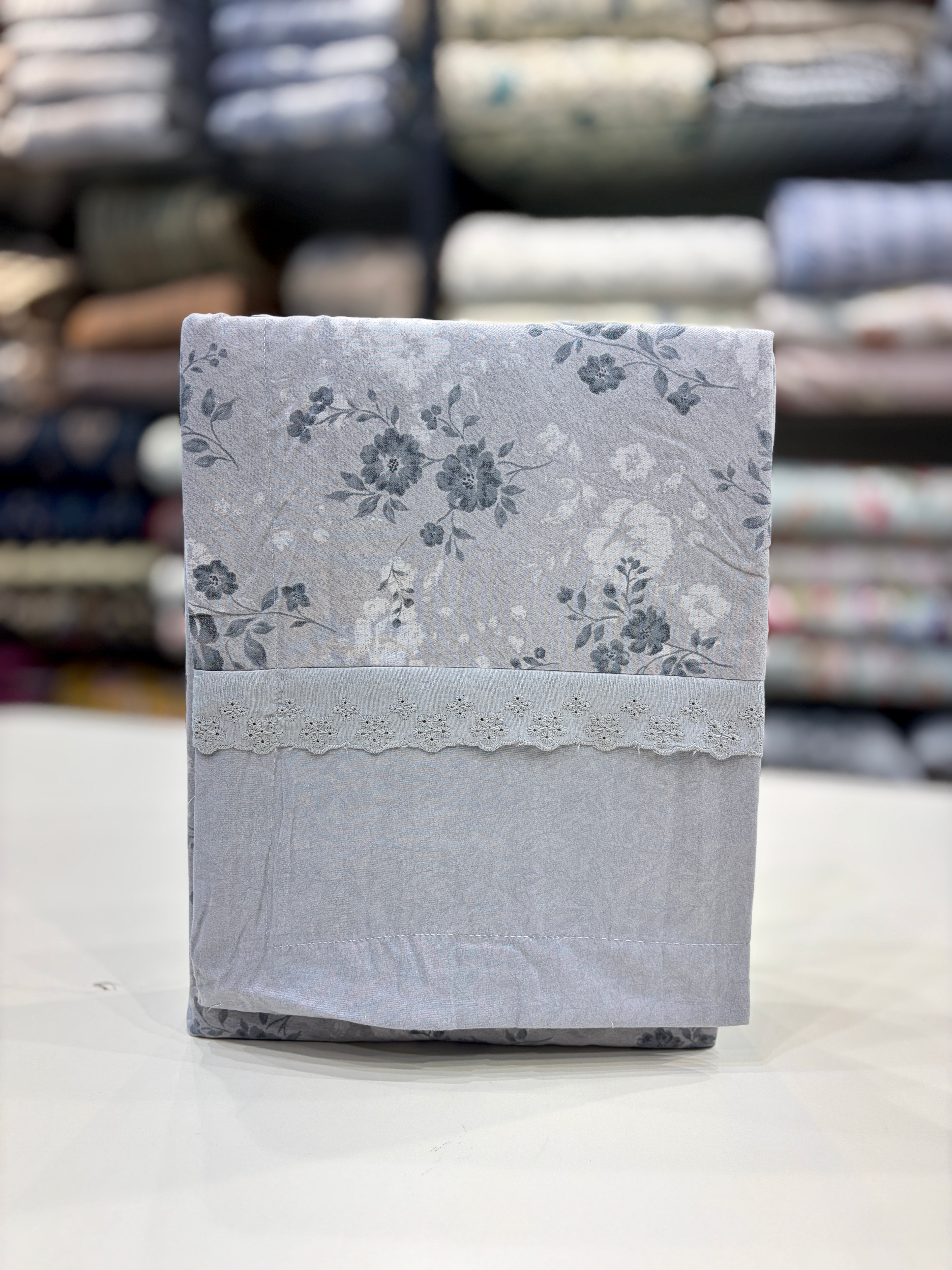 Fitted Bedsheet Pure Cotton with 2 Pillow Covers - 108 by 108 inch