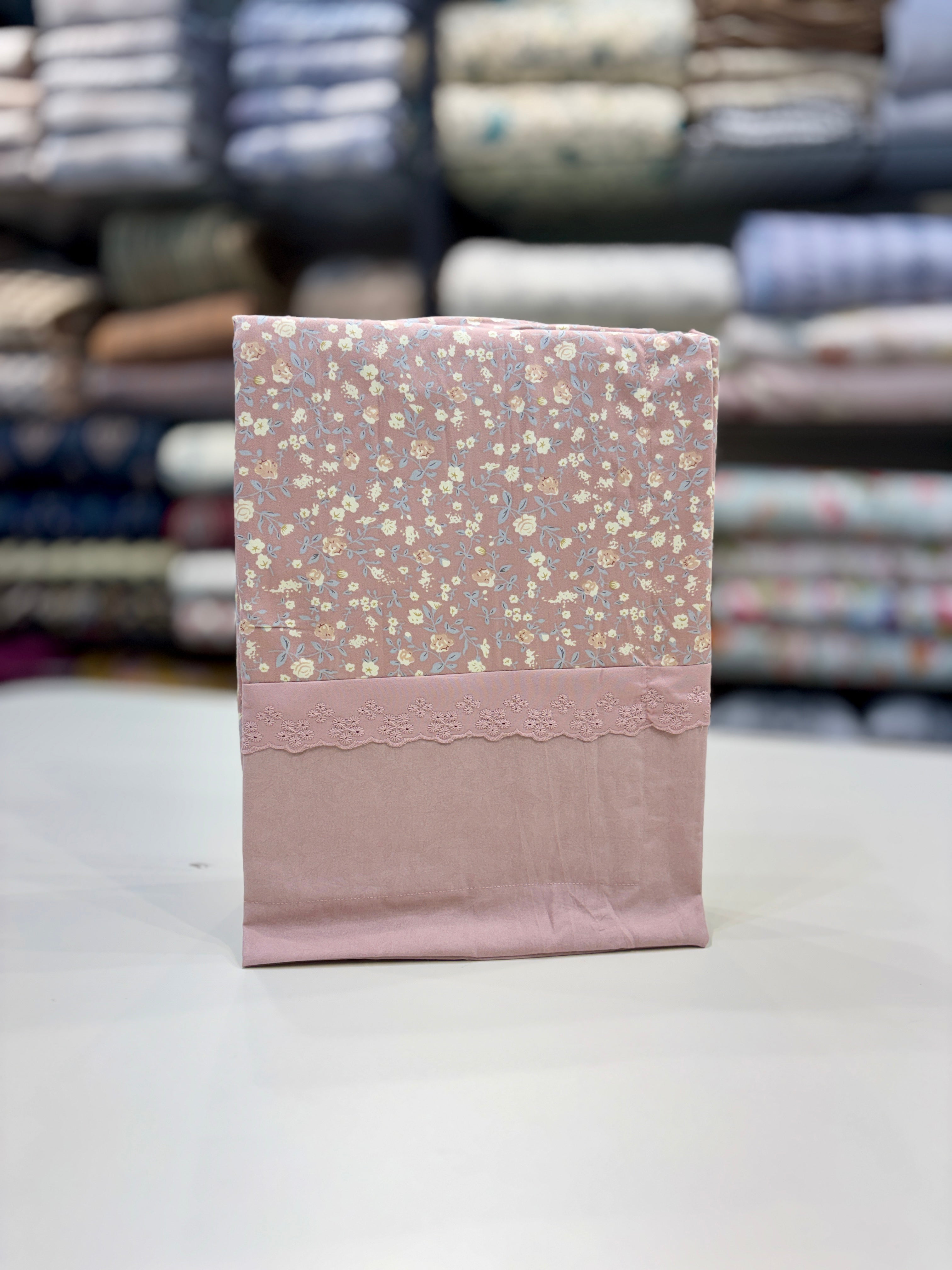 Fitted Bedsheet Pure Cotton with 2 Pillow Covers - 108 by 108 inch
