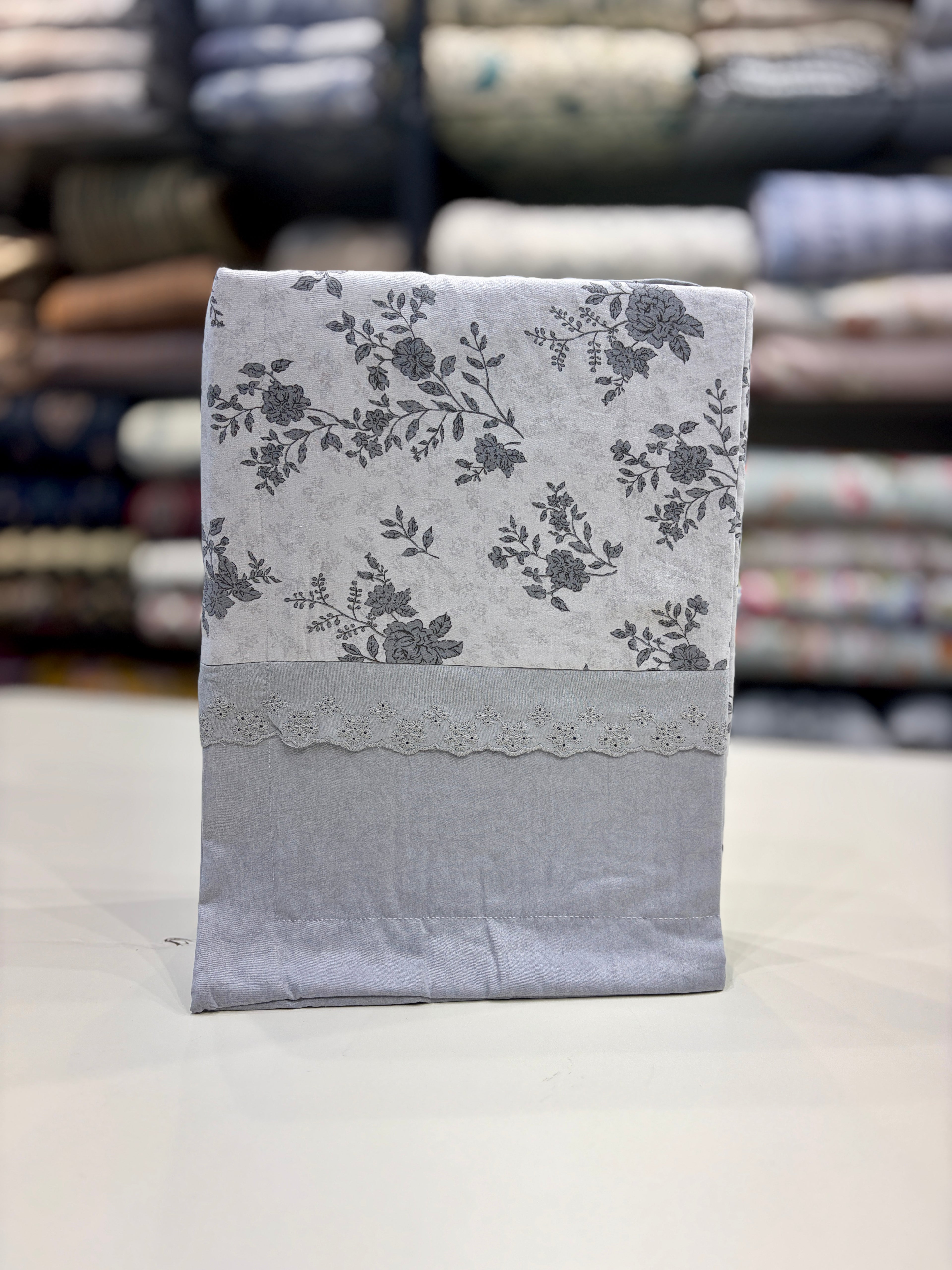 Fitted Bedsheet Pure Cotton with 2 Pillow Covers - 108 by 108 inch