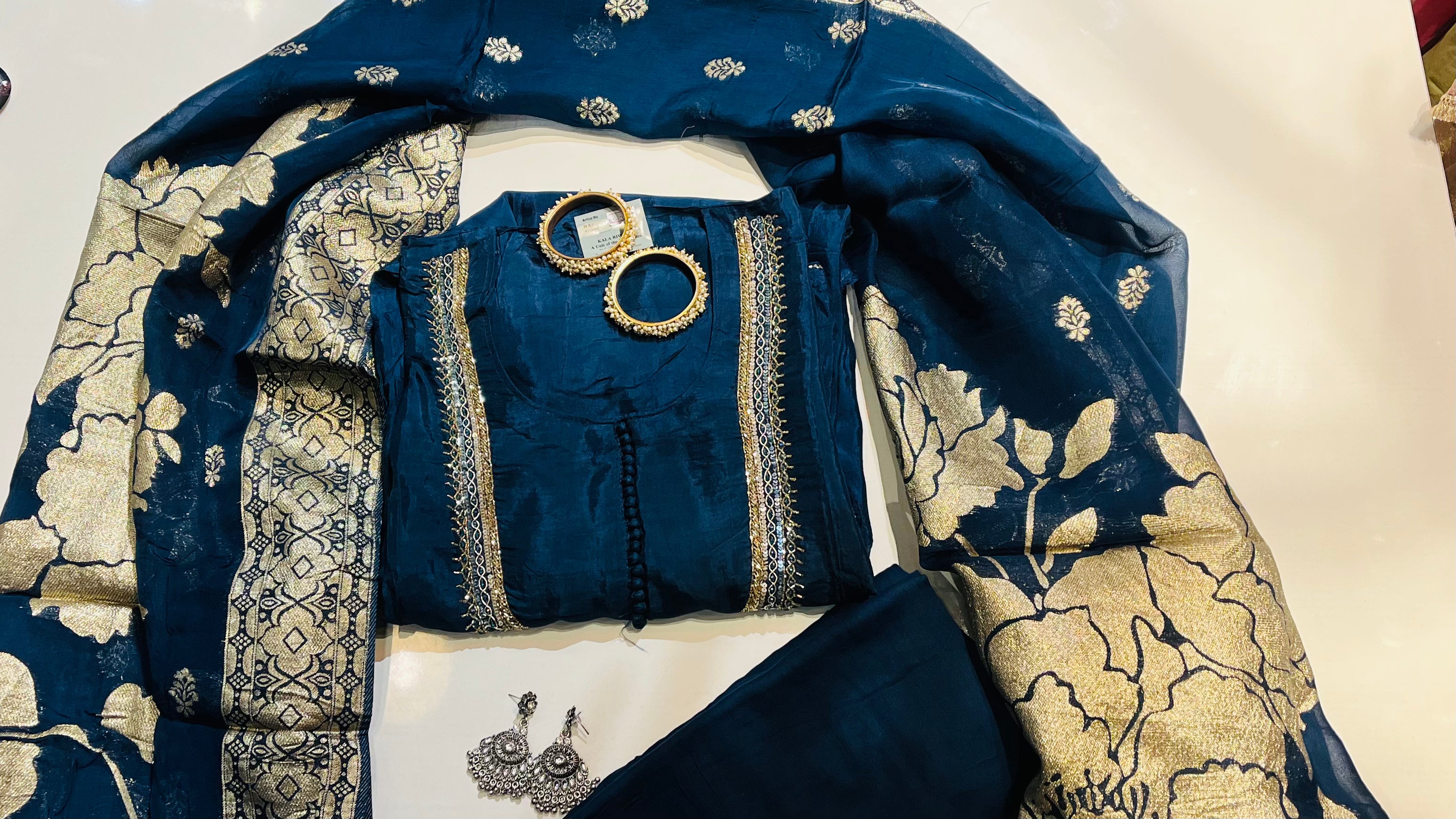 Mayur Silk 3-Piece Unstitched Suit