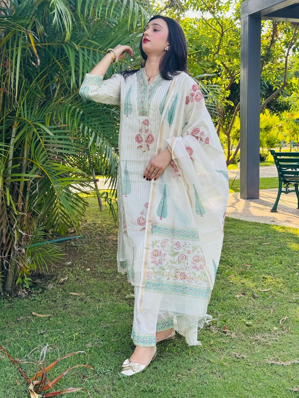 Gul shabnam 3-Piece Stitched Suit ⭐
